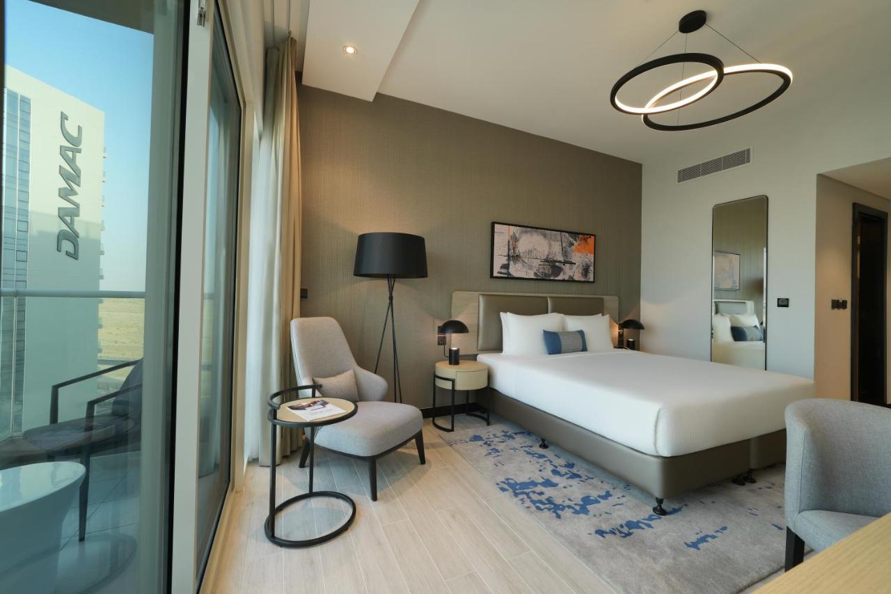 Damac Hills 2 Hotel, An Edge By Rotana Hotel ดูไบ ภายนอก รูปภาพ