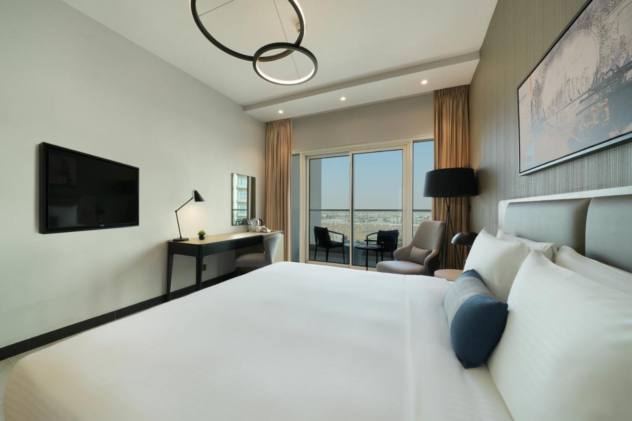Damac Hills 2 Hotel, An Edge By Rotana Hotel ดูไบ ภายนอก รูปภาพ